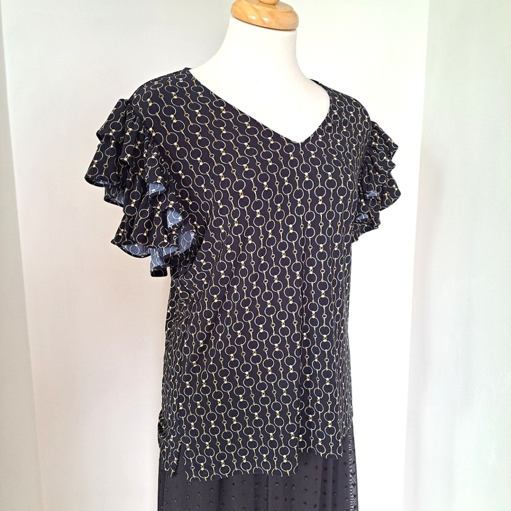 Ralph Lauren | Black & chain link pattern women's ruffled sleeves v neck